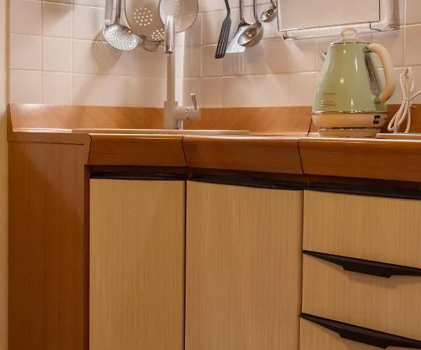 Casa Donna Aiuola * نابولي