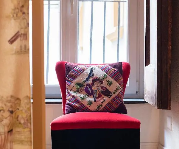 شقة Casa Donna Aiuola نابولي